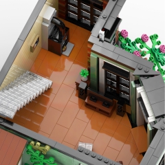 Townhouse with Jeweler and Pancake House